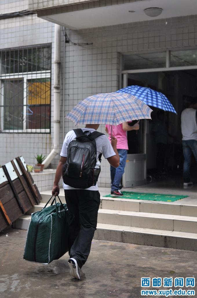 这就是我住的1号学生公寓了