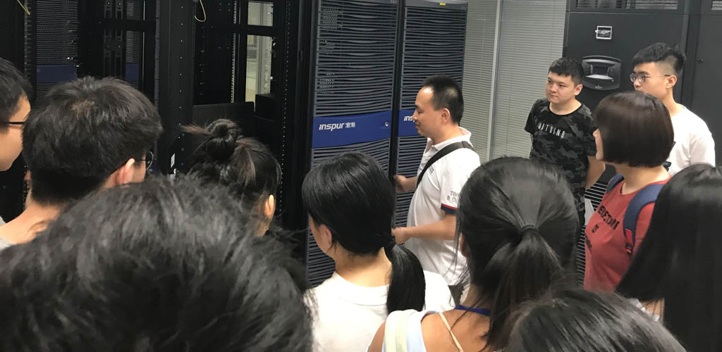 营员参观陕西省网络数据分析与只能处理重点实验室